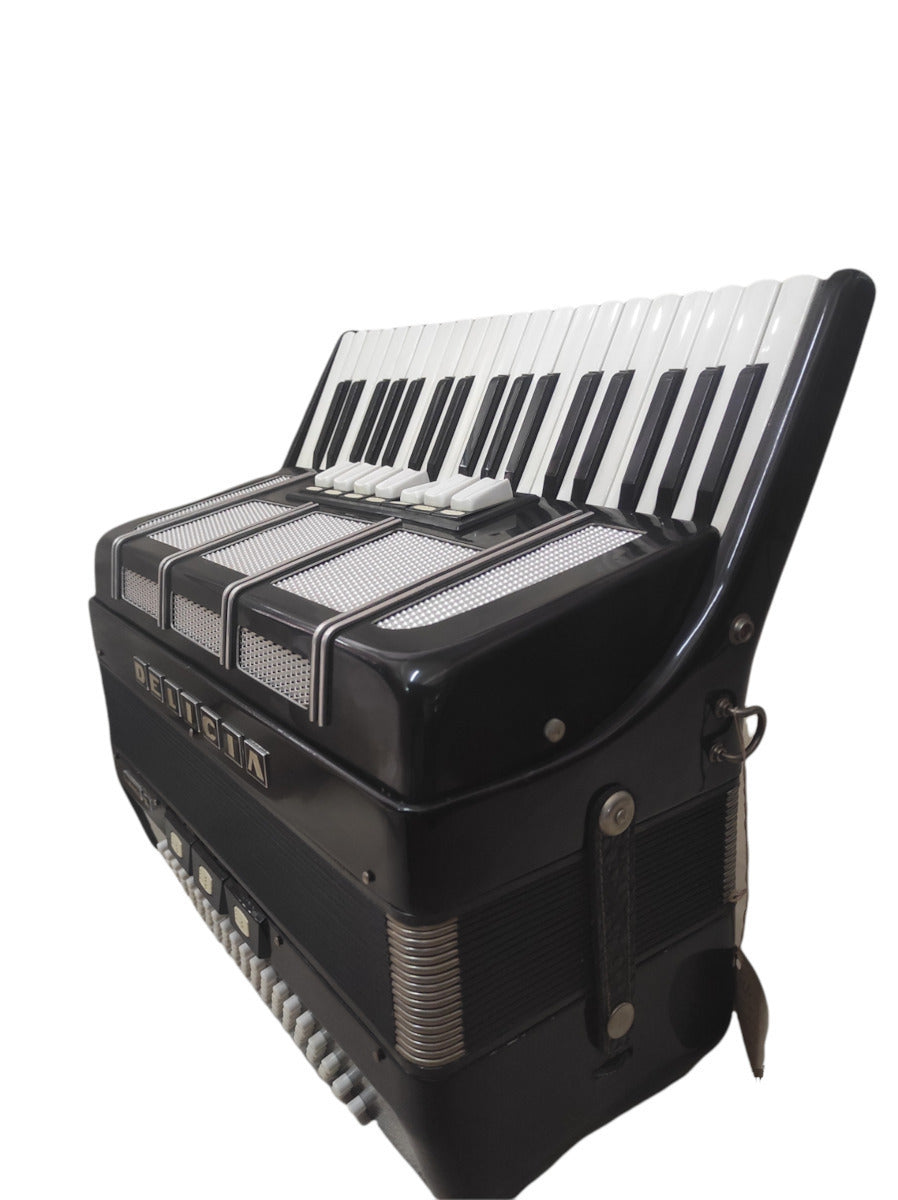 Delicia accordion 80 bass carmen XII